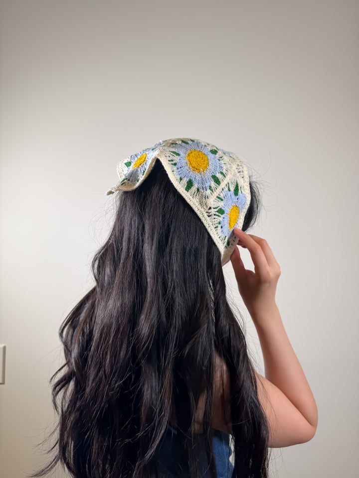Forget-me-knot crochet bandana