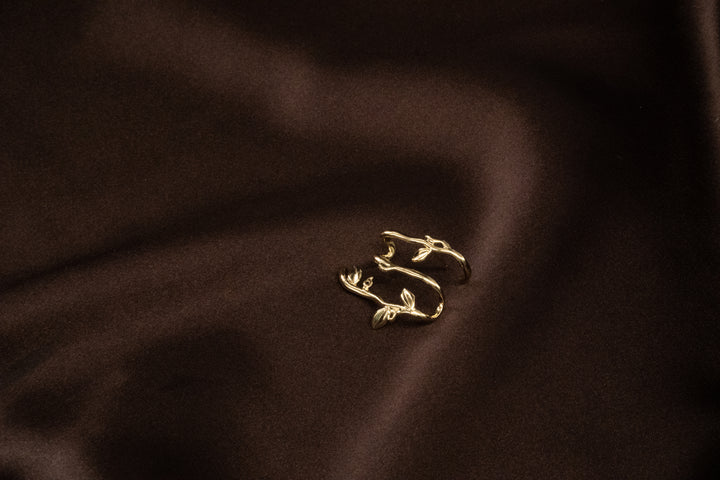 Thorn Wrap Earring (Single)