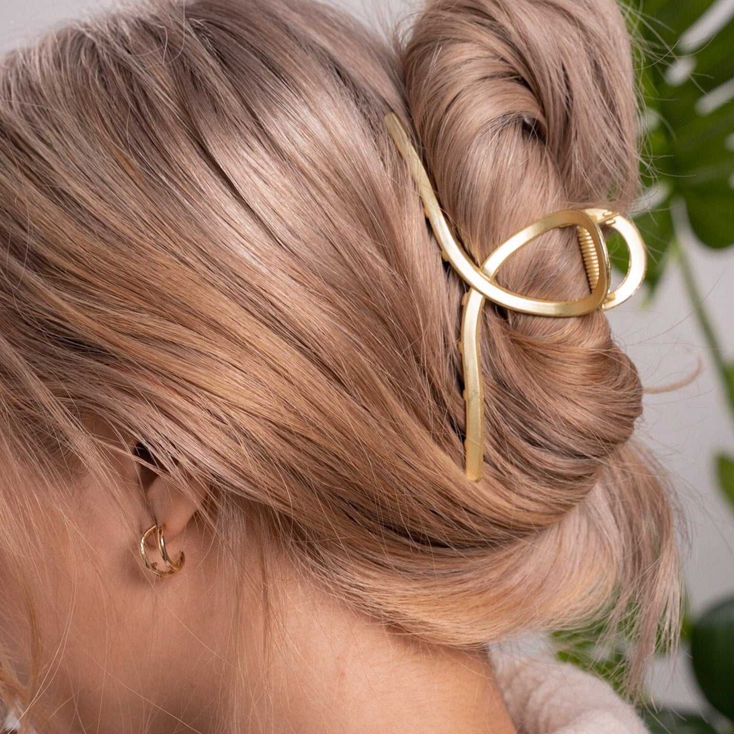 Renee Claw Clip