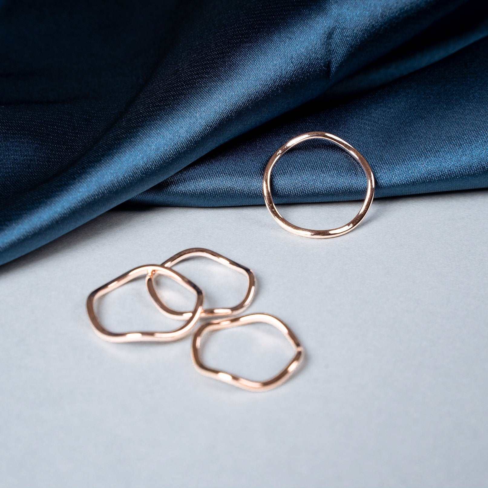 Suave Ring