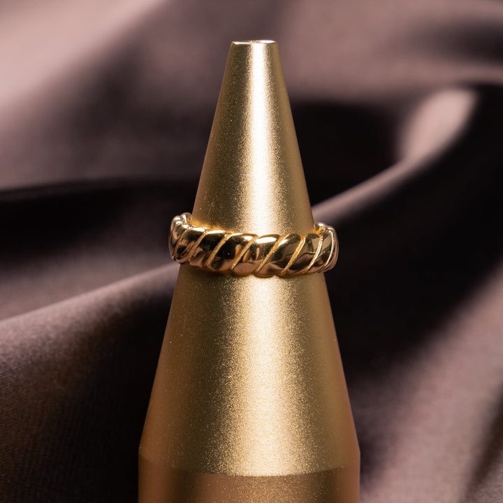 Croissant Ring