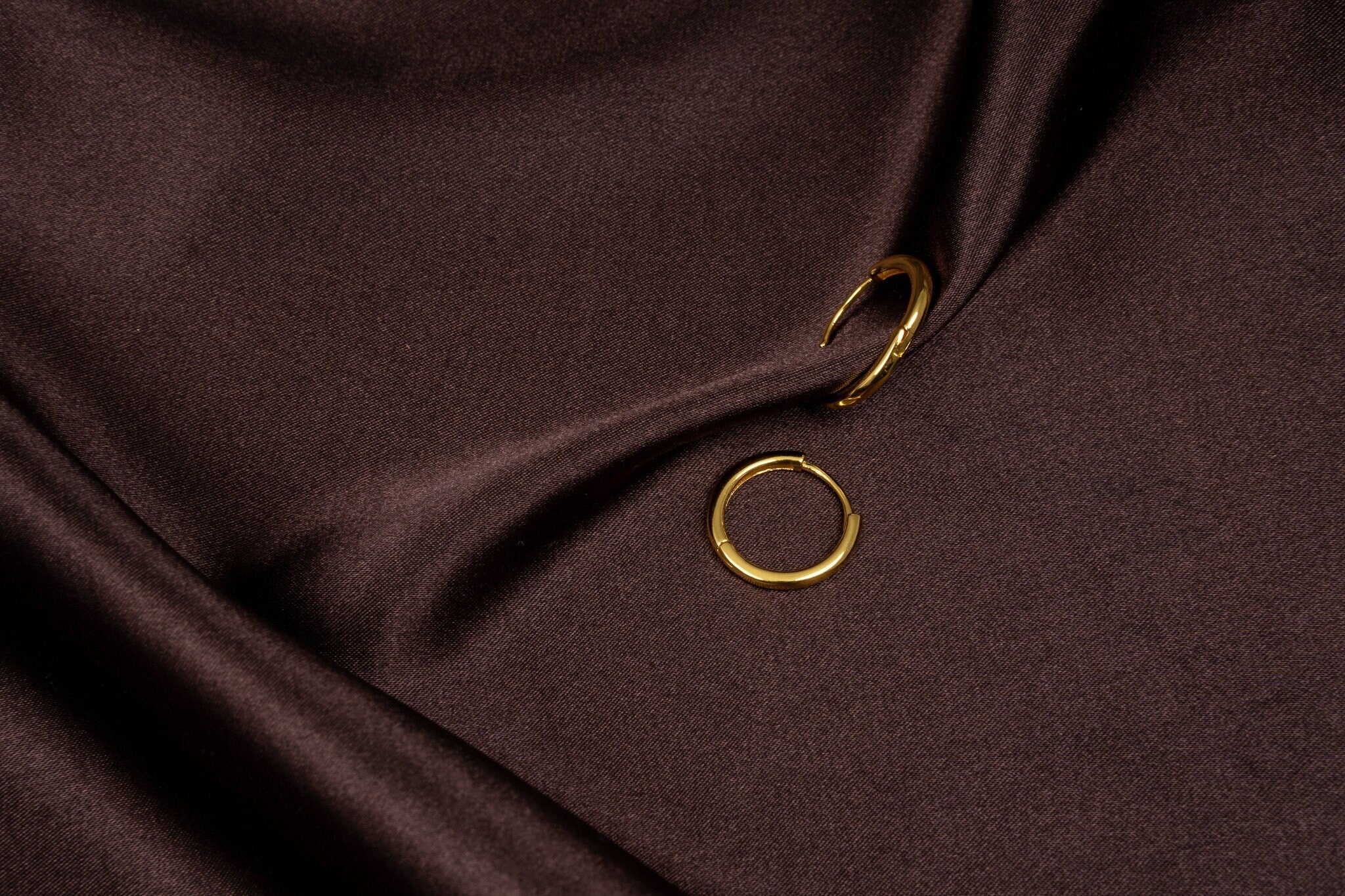 Oovlo Earrings