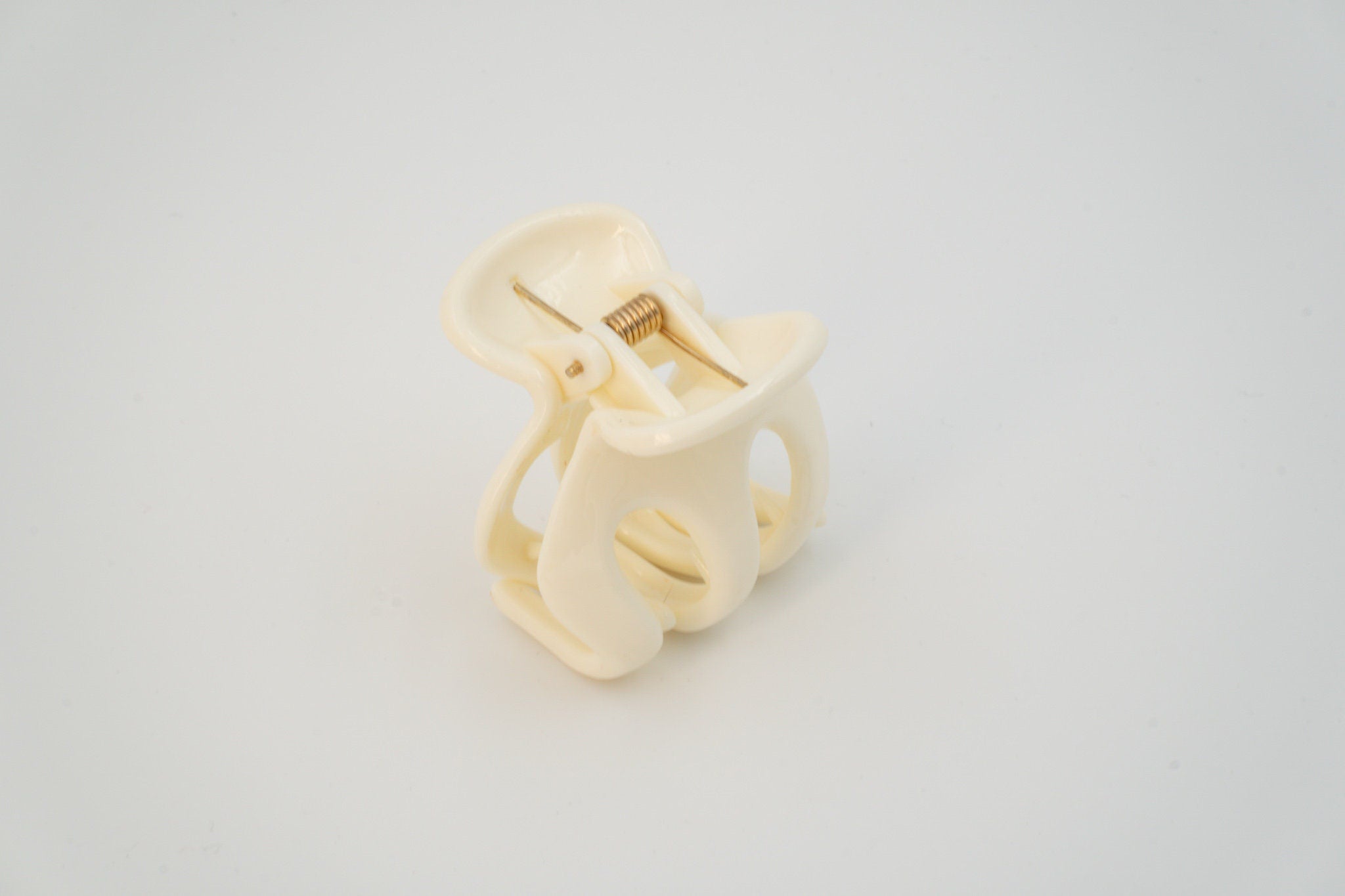 Delara Claw Clip